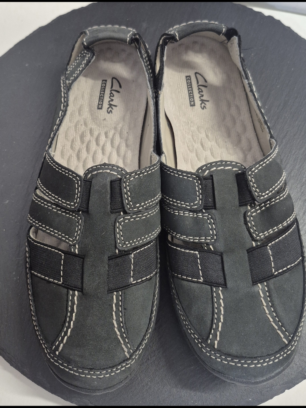 Women’s Clarks Collection  Comfort Flats Size 7.5M